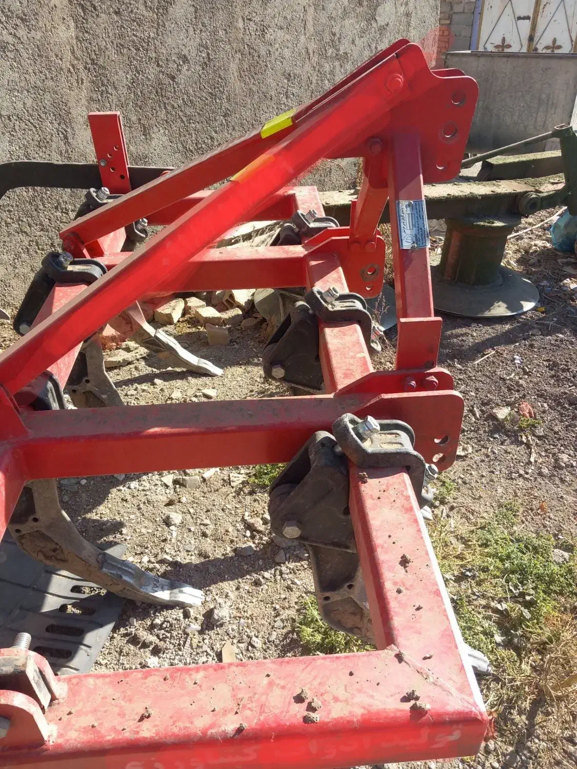 چیزل ۷ شاخه در حد نو|ماشین‌آلات صنعتی|کنگاور, |دیوار