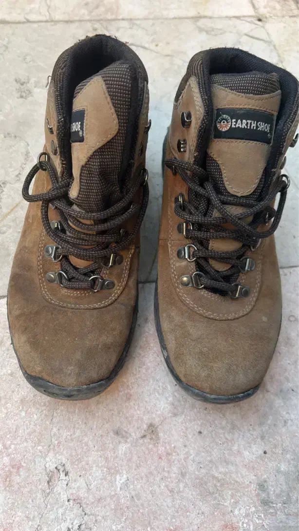 کفش کوهنوردی برند Earth Shoe اورجینال سایز۴۱|کیف، کفش، کمربند|تهران, دکتر هوشیار|دیوار