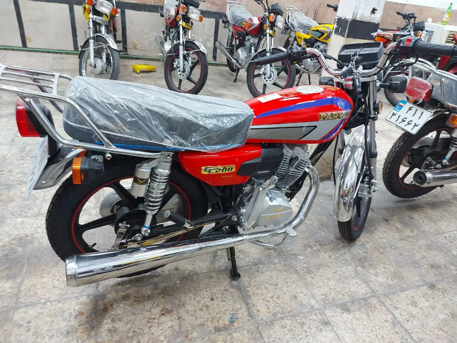 پرواز ۲۰۰ تمام انژکتور|موتورسیکلت|تبریز, |دیوار