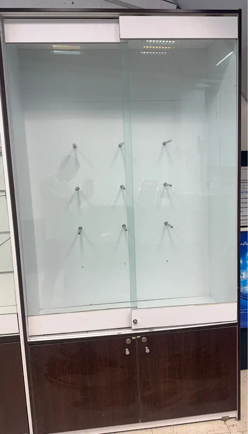 ۲ عدد ویترین فروشگاهی|فروشگاه و مغازه|رشت, رودباری|دیوار