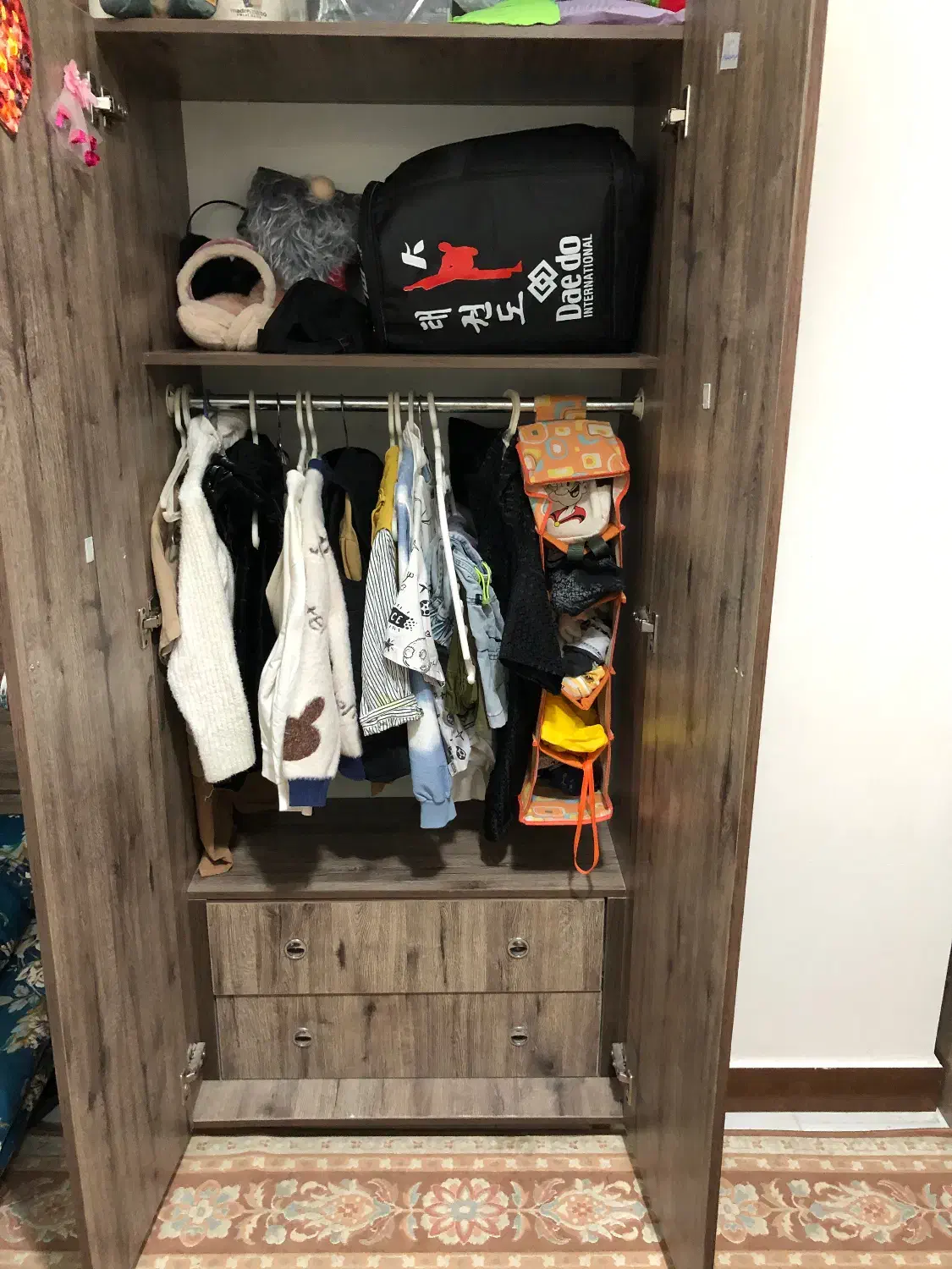 سرویس نوجوان|تخت و سرویس خواب|فردیس, فردیس|دیوار