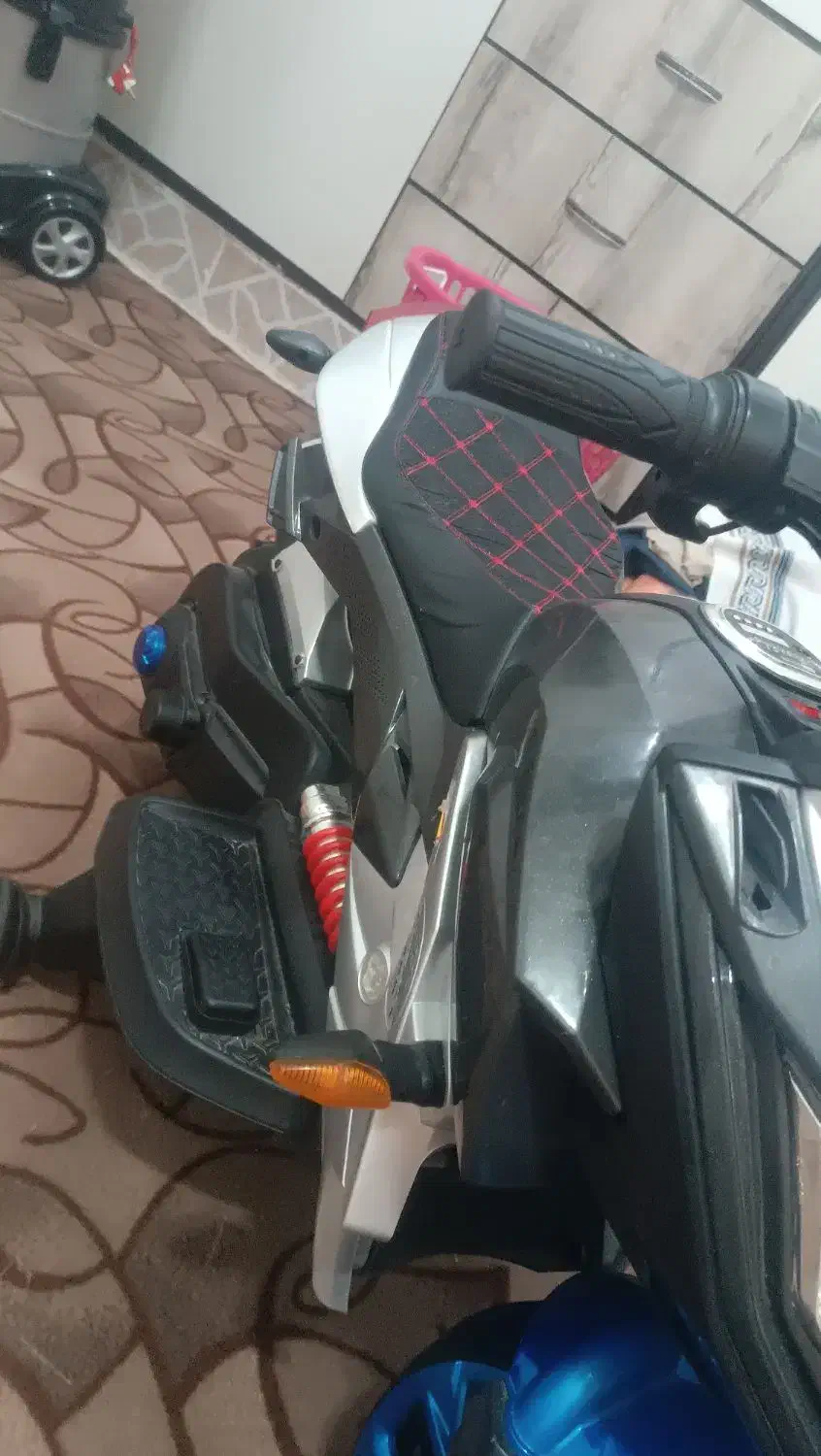 موتورشارژی|اسباببازی بچه|زاینده رود, |دیوار