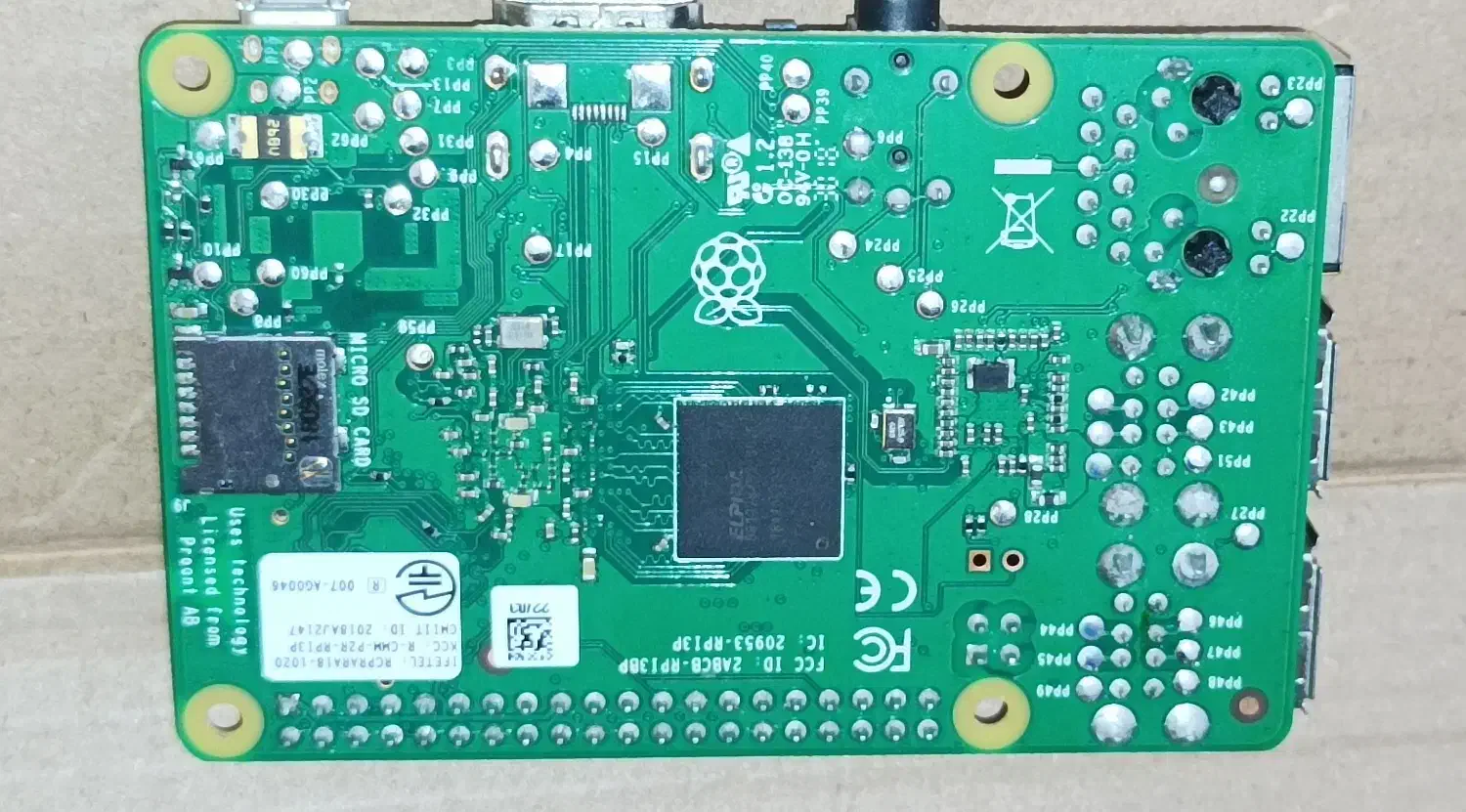 برد معیوب Raspberry Pi 3 Model B+|قطعات و لوازم جانبی رایانه|تهران, عباسآباد|دیوار