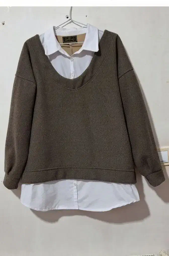 شومیز فوتر یقه دار|لباس|شهریار, فرارت|دیوار