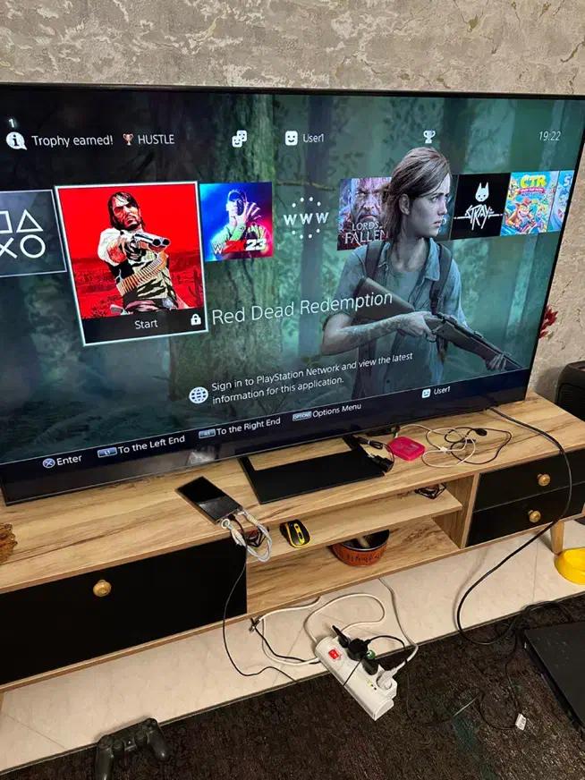 کنسول/ps4/فلش خور/ ۲ دسته|کنسول، بازی ویدئویی و آنلاین|تهران, فرمانیه|دیوار