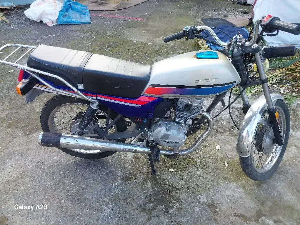 honda cgl|موتورسیکلت|بندر انزلی, کلیور|دیوار