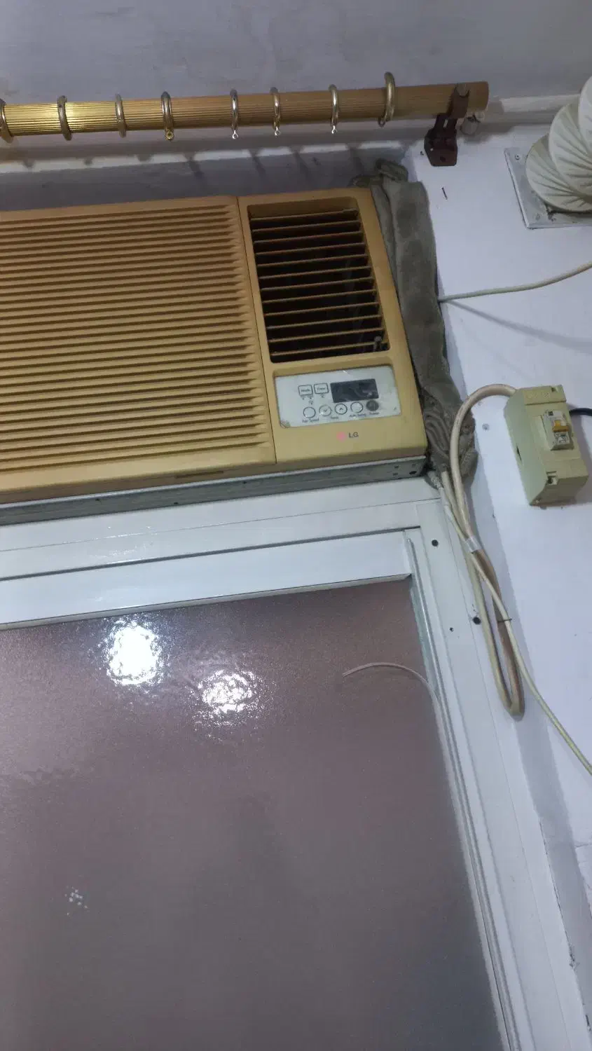 کولرگازی الجی با کنترول وکلید کابل|کولر گازی و فنکوئل|رشت, توشیبا|دیوار