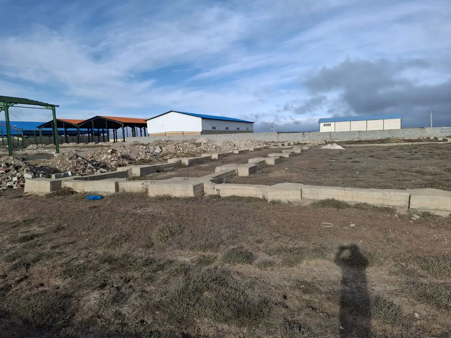 سوله نیمه کاره شهرک صنعتی ۲ اردبیل|فروش دفتر صنعتی، کشاورزی، تجاری|نمین, |دیوار