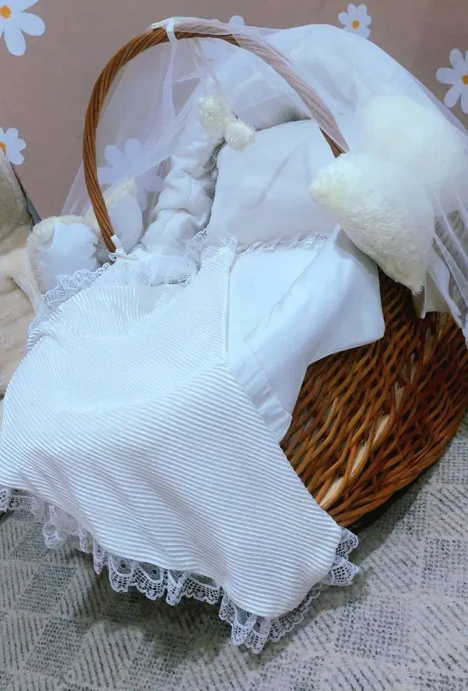 کریر حصیری و پایه بازی نوزاد|اسباب و اثاث بچه|دزفول, |دیوار