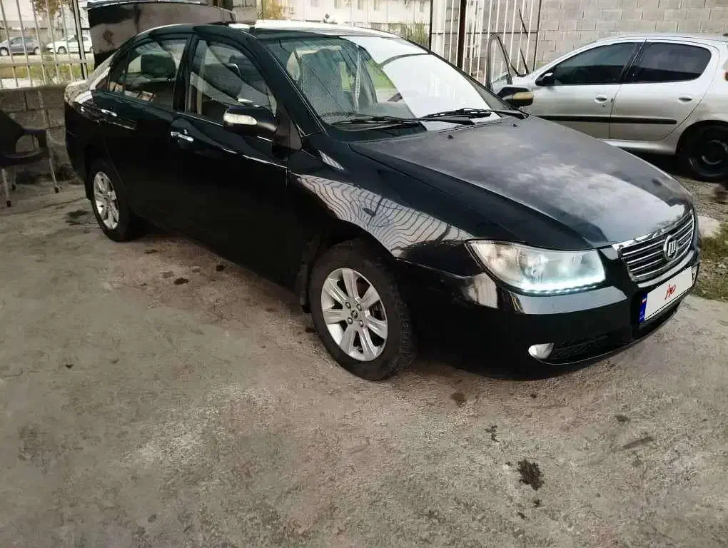 لیفان ۶۲۰ ۱۸۰۰|خودرو سواری و وانت|لنگرود, |دیوار