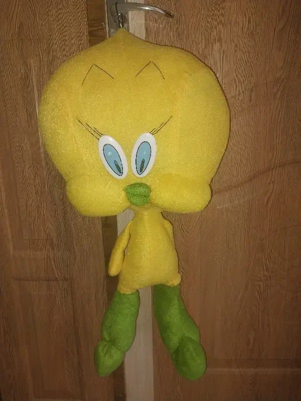 عروسک|اسباب‌بازی بچه|سرپل ذهاب, |دیوار