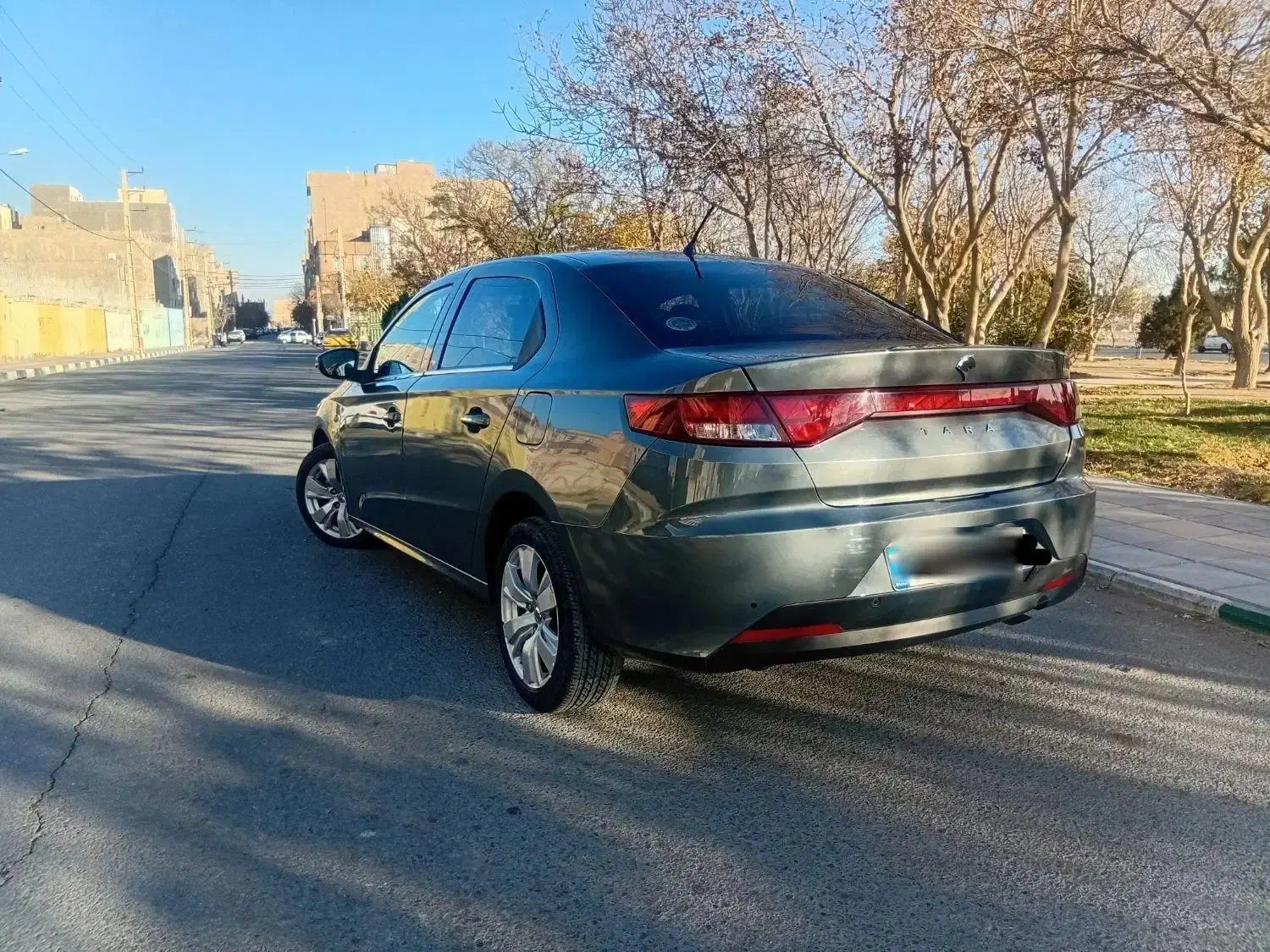 تارا V2 ۴۰۲ تک برگ سند مصرف کننده|خودرو سواری و وانت|گلستان (تهران), |دیوار