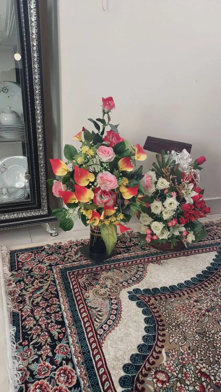 تعدادی لوازم خانه به فروش می رسد|گل مصنوعی|نیشابور, دارایی|دیوار