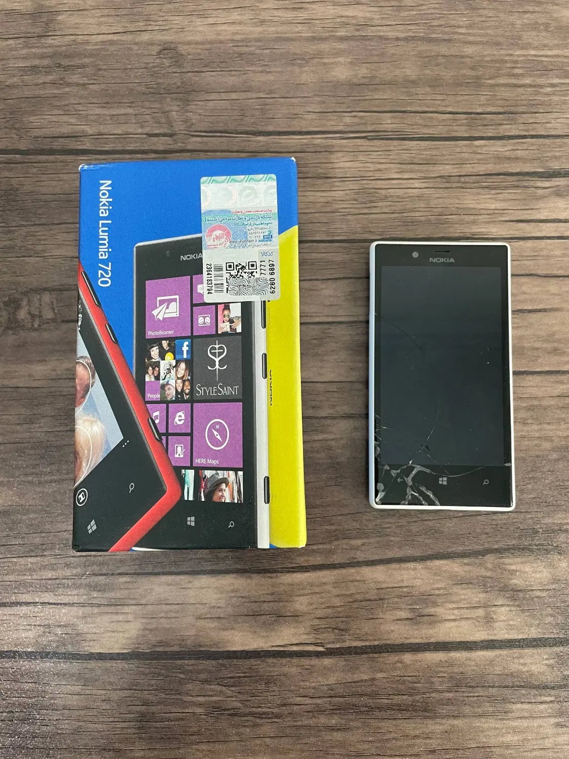 گوشی Nokia Lumia 720|موبایل|تهران, نارمک|دیوار