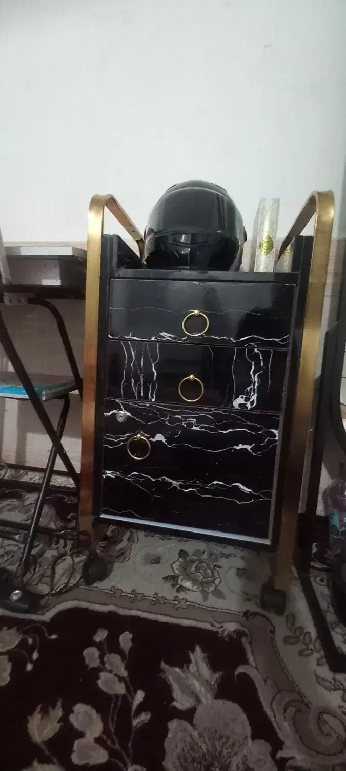 ترولی سالن|آرایشگاه و سالن‌های زیبایی|اندیمشک, |دیوار