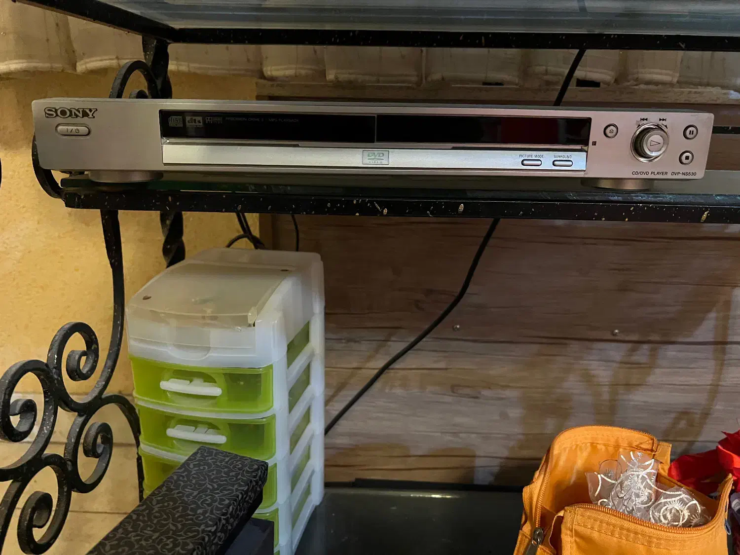 دستگاه دی وی دی پلیر|پخشکننده DVD و ویدیو|کرج, گلشهر|دیوار