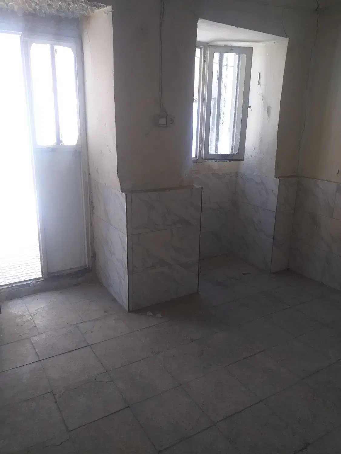 اجاره دو اتاق|اجارهٔ خانه و ویلا|شیراز, بازار|دیوار