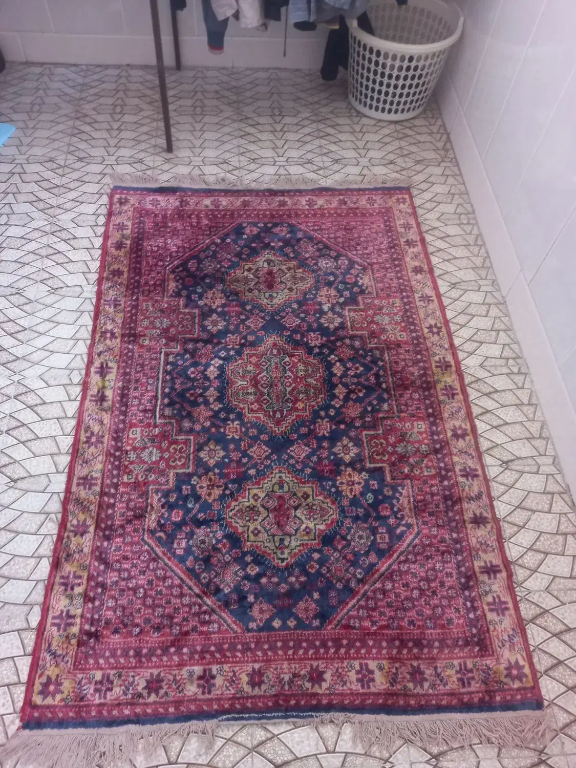 فرش قدیمی|فرش|قم, نیروگاه|دیوار