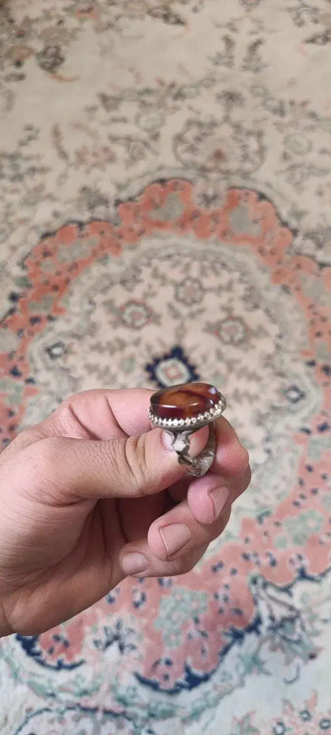 انگشتره|جواهرات|بومهن, |دیوار