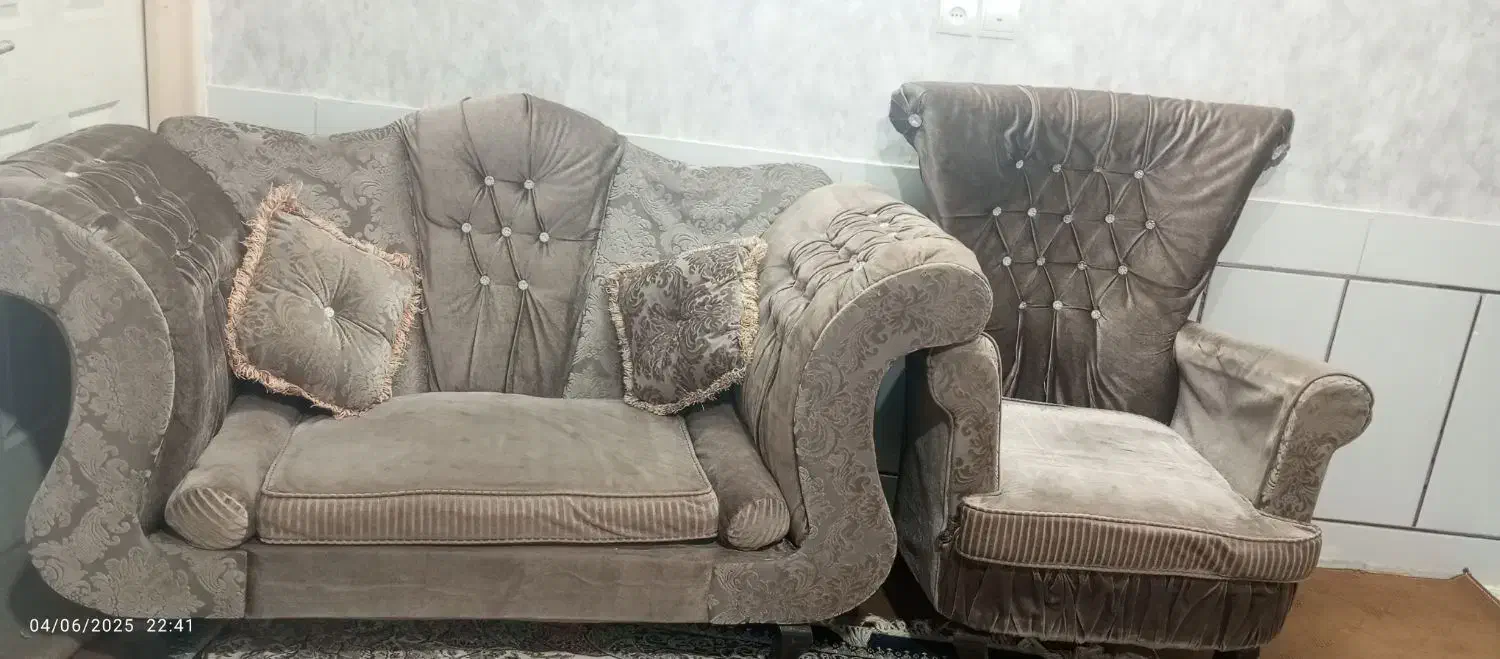 مبل 7نفره|مبلمان خانگی و میز عسلی|بروجن, |دیوار