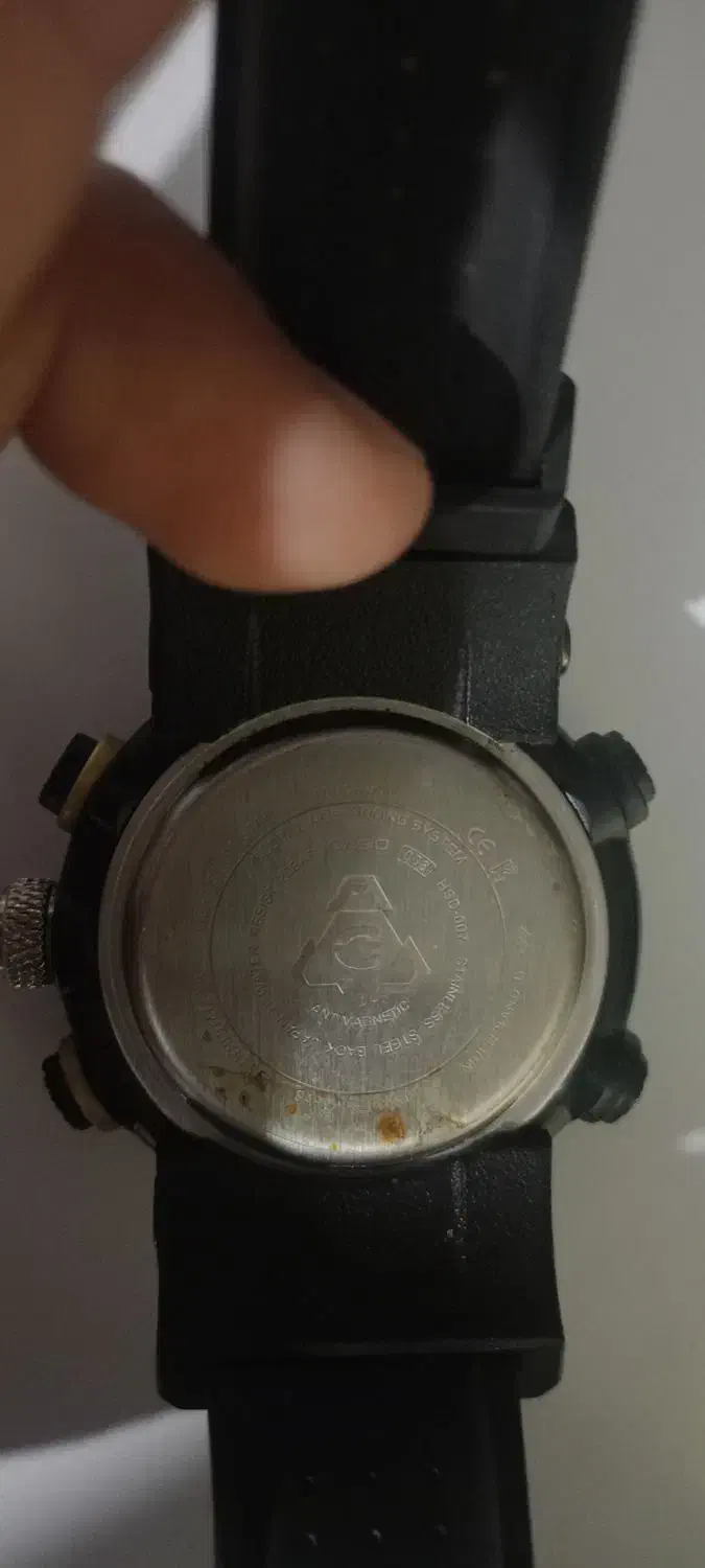 ساعت مچی جی‌شاک|ساعت|مشهد, کوشش|دیوار