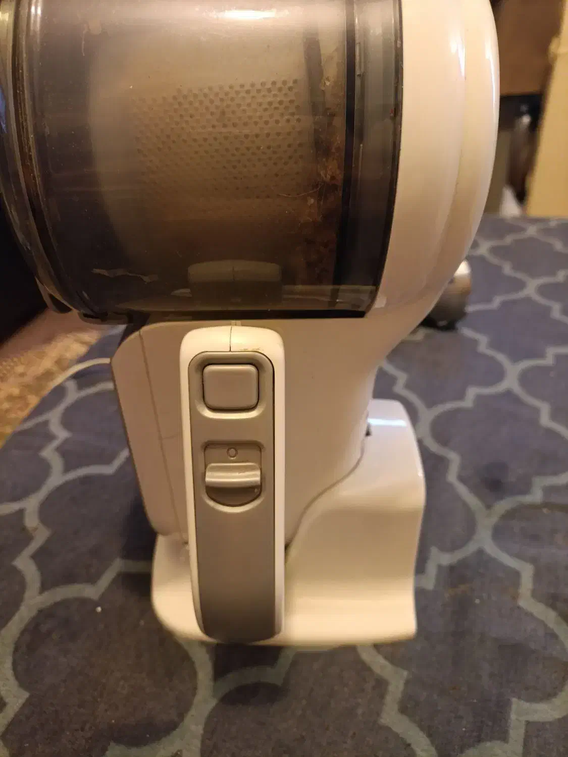 جارو شارژی بلک آند دکر|جاروبرقی، جارو شارژی، بخارشو|تهران, علم و صنعت|دیوار