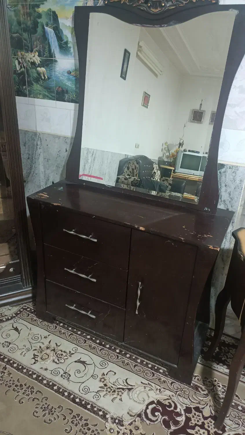 دراور و کمد و میر تلفن|جاکفشی، کمد، دراور|اسفراین, |دیوار