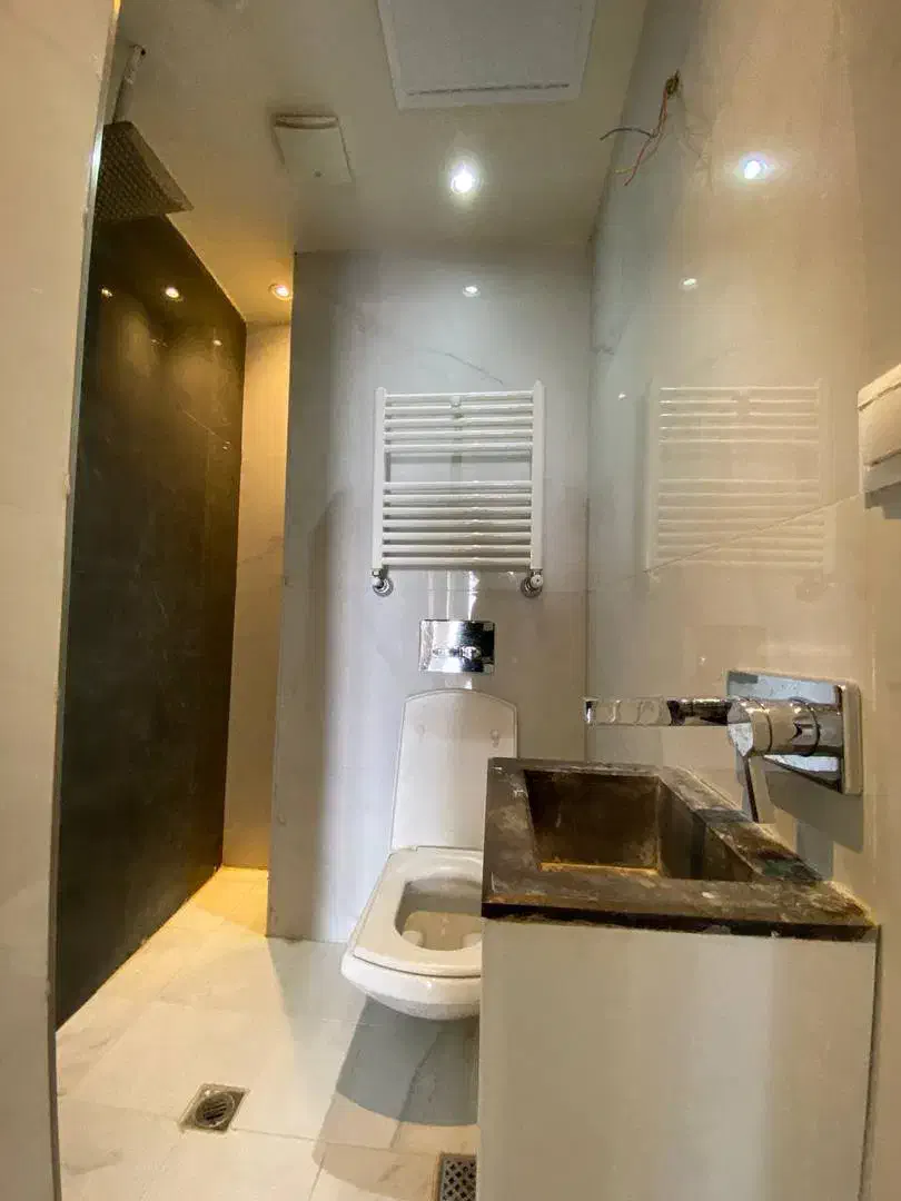 ۲۴۰ متر ۳ خواب / فول مشاعات/ امانیه