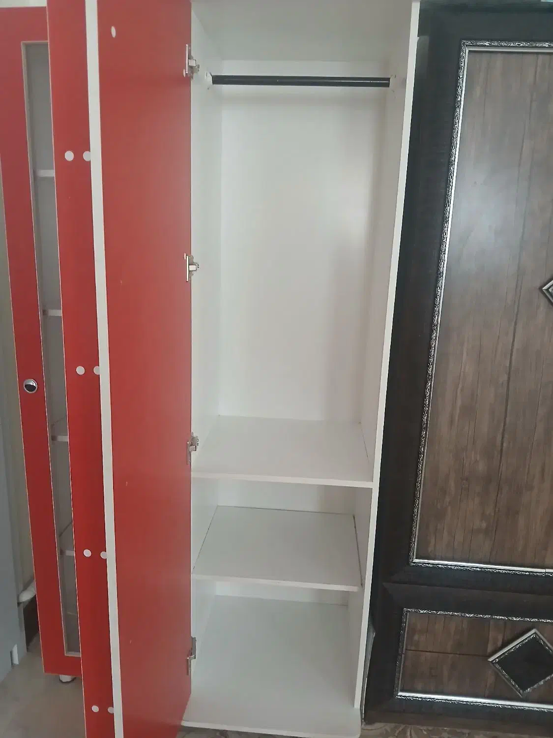 کمد وویترین (کتابخانه)|کتابخانه، شلف، قفسههای دیواری|مشکیندشت, |دیوار