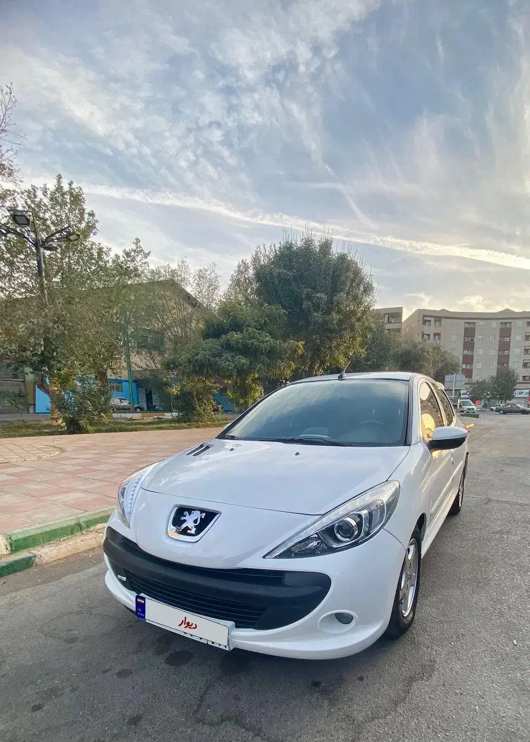 207 مدل ۱۳۹۵ ترقه|خودرو سواری و وانت|ورامین, ورامین|دیوار