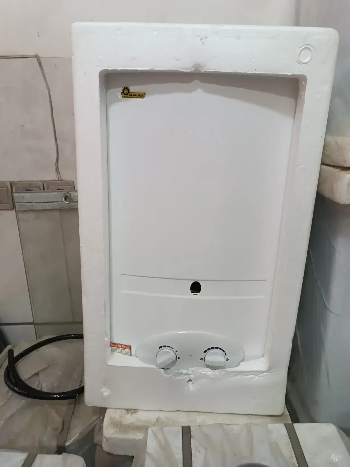 آبگرمکن دیواری ایران شرق|آبگرمکن، پکیج، شوفاژ|چناران, |دیوار