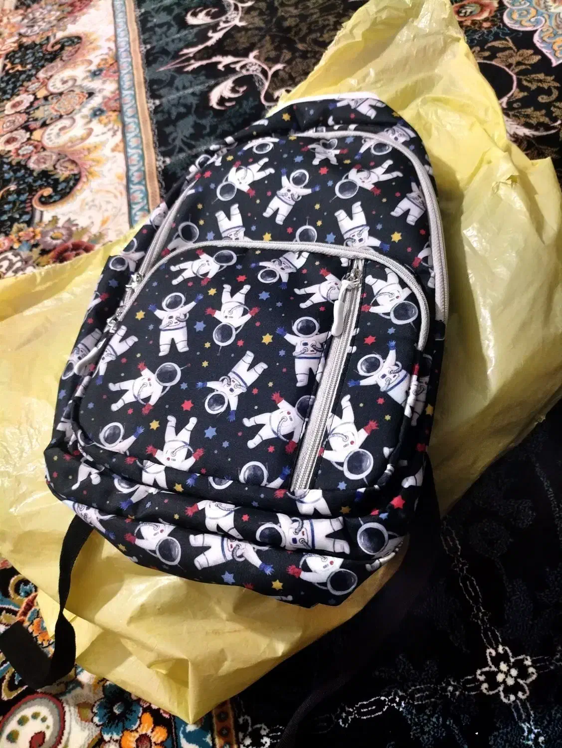 کیف مدرسه جنس خیلی خوب|کیف، کفش، کمربند|یاسوج, |دیوار