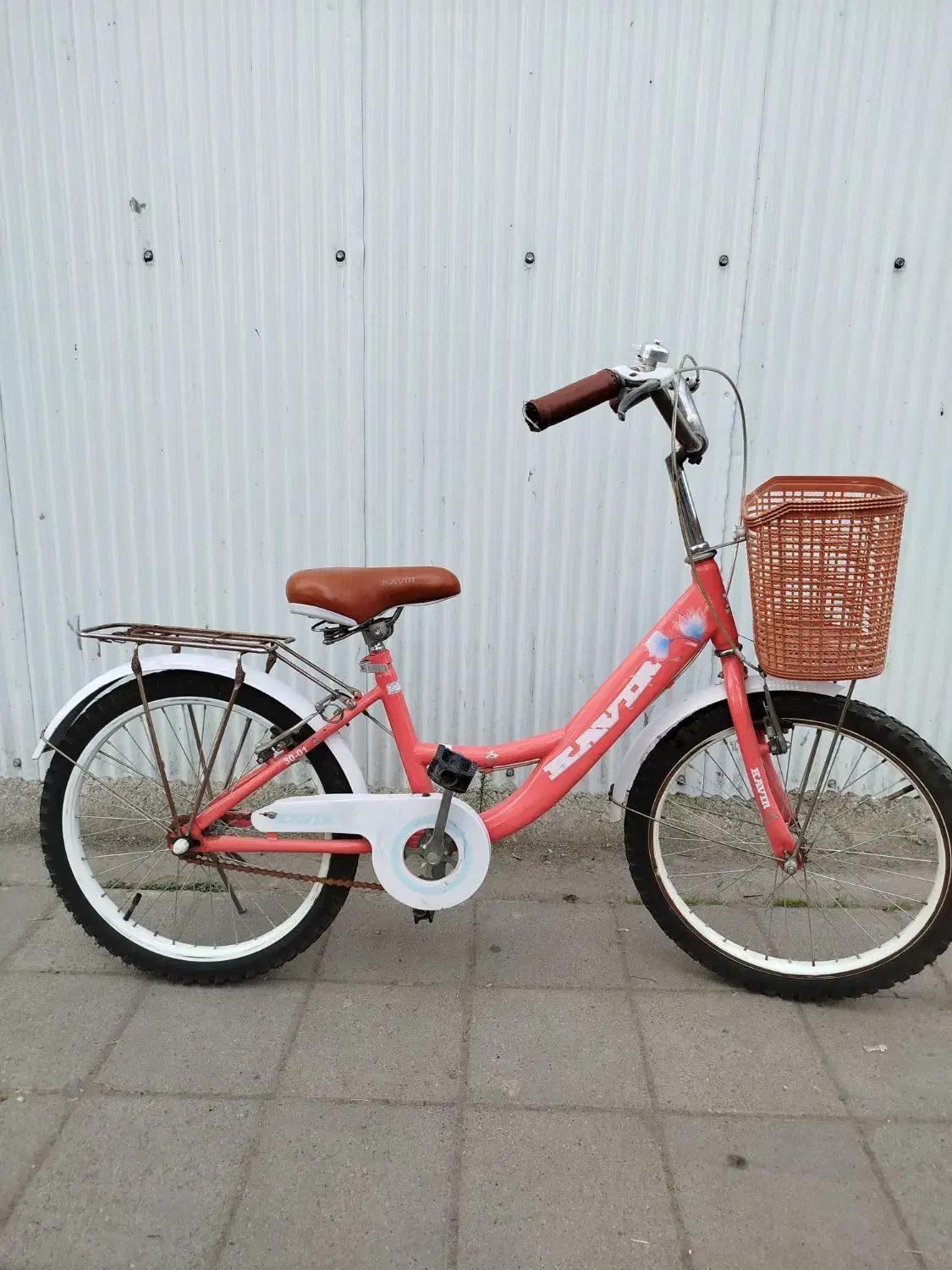 دوچرخه سایز20دخترانه سبددار|دوچرخه، اسکیت، اسکوتر|رشت, یخسازی|دیوار