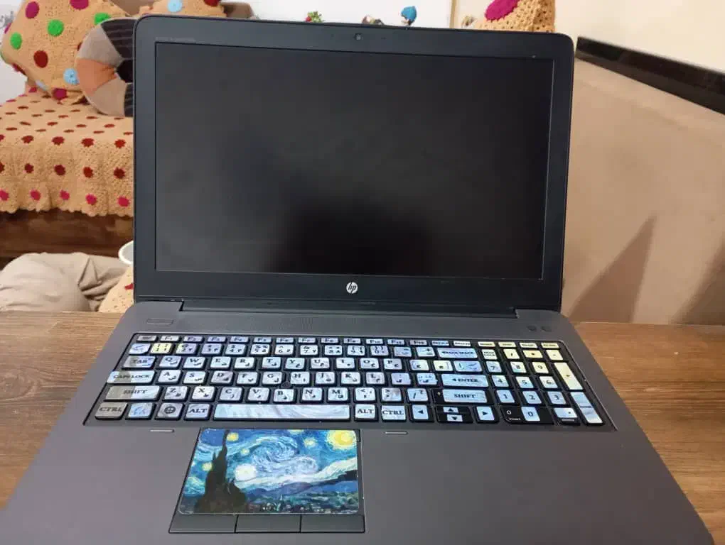 لپ تاپ  hp کاملاسالم و تمیز .مناسب درس و کار|رایانه همراه|شیراز, شهرک کوشکک|دیوار