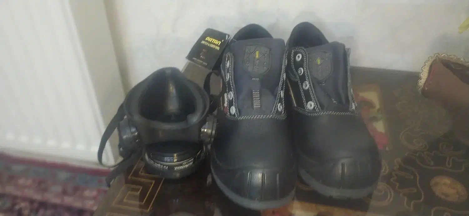 کفش ایمنی با چرم طبیعی و  ماسک نیم صورت AEARO|کیف، کفش، کمربند|زنجان, |دیوار