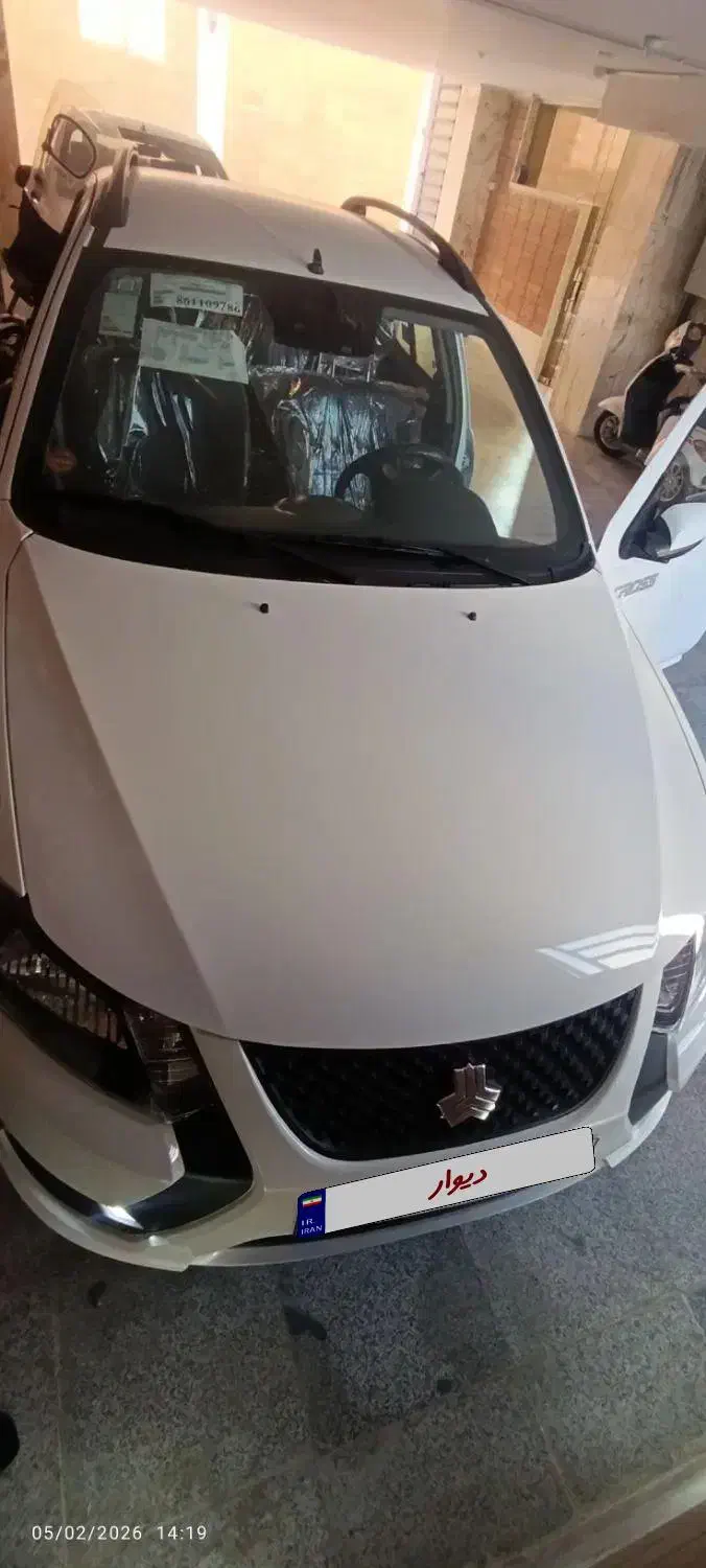 کوییک S 1403 خشک|خودرو سواری و وانت|اصفهان, مولوی|دیوار