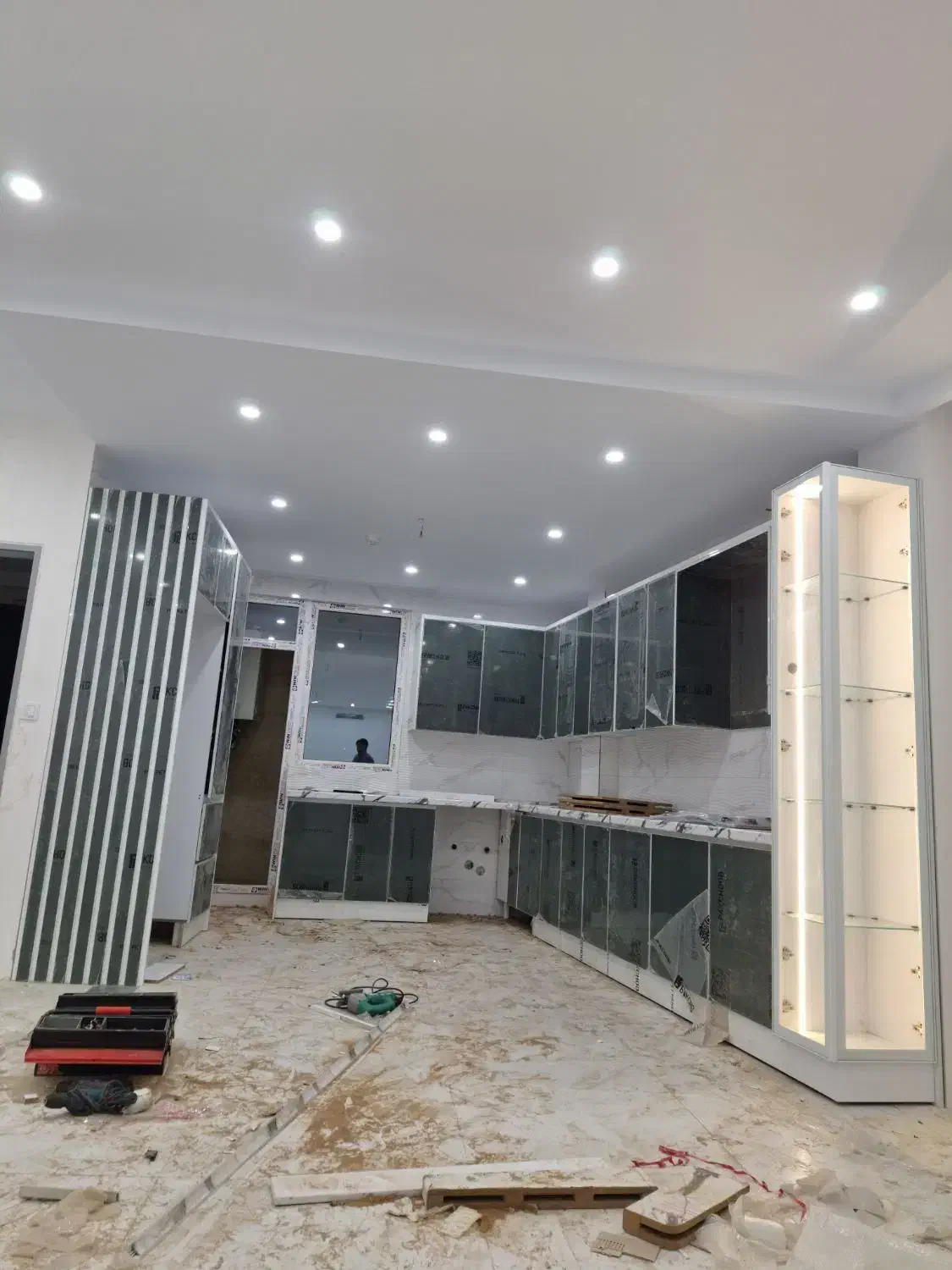 نصاب کابینت کمد و خورده کاری در تهران و حومه|خدمات پیشه و مهارت|تهران, چیتگر جنوبی|دیوار