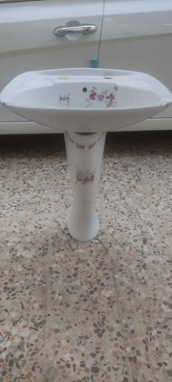 سنگ چینی روشویی|لوازم سرویس بهداشتی|خرم‌آباد, |دیوار