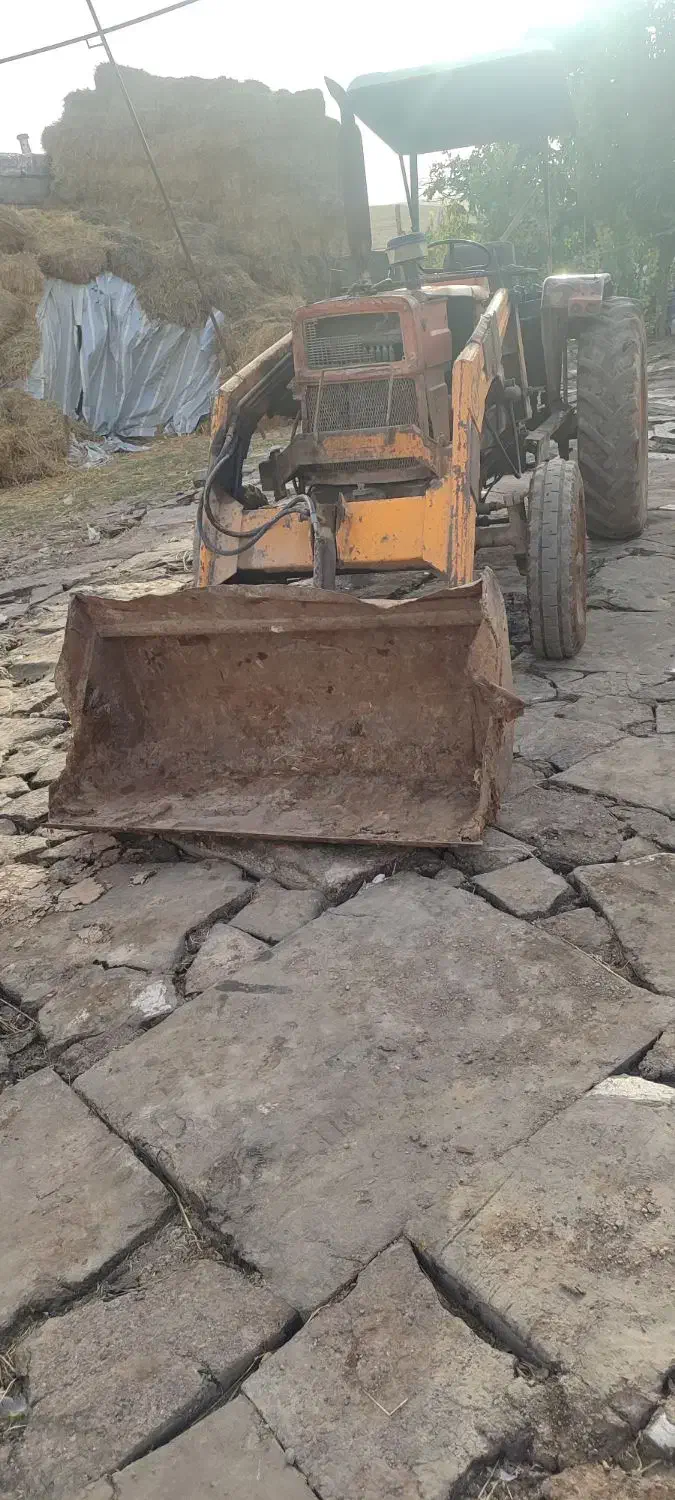 تراکتور لودر رومانی مدل 1360|خودرو سنگین|ثمرین, |دیوار