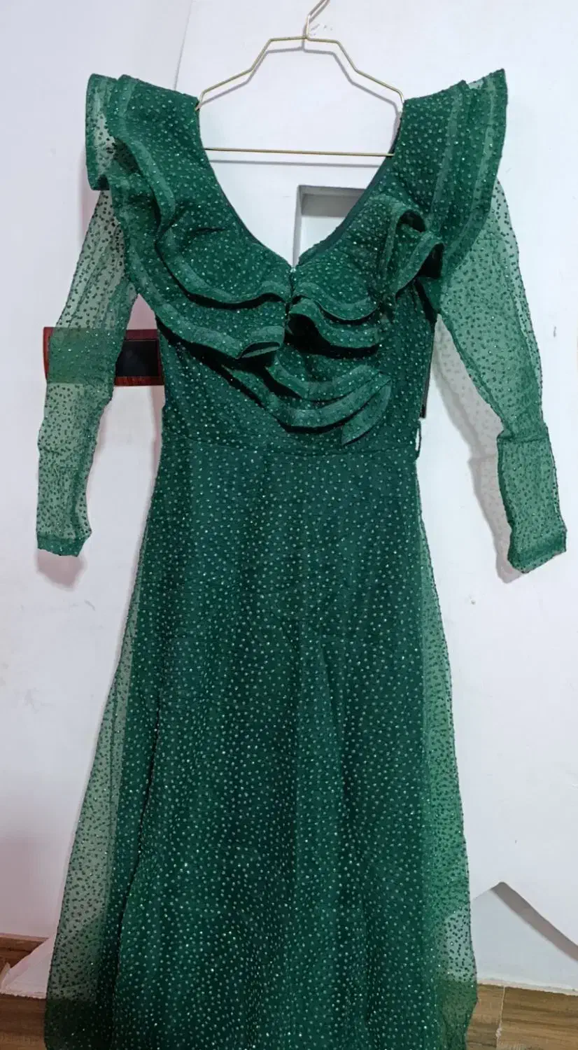 لباس مجلسی|لباس|علی‌آباد کتول, |دیوار