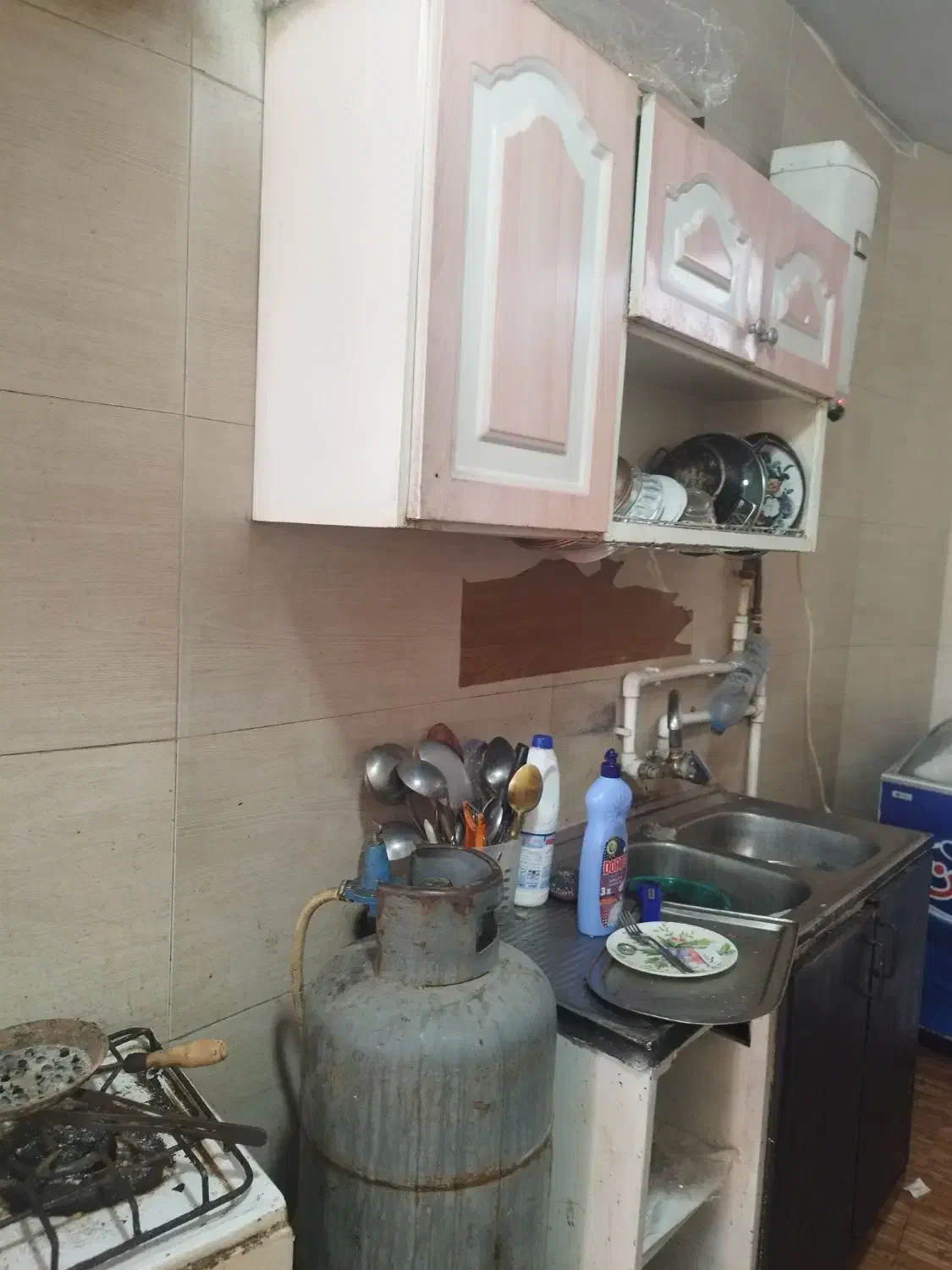 کابینت بالای سینک همراه با ابچیک|آب‌چکان و نظم‌دهنده ظروف|لاهیجان, شهید آوینی|دیوار