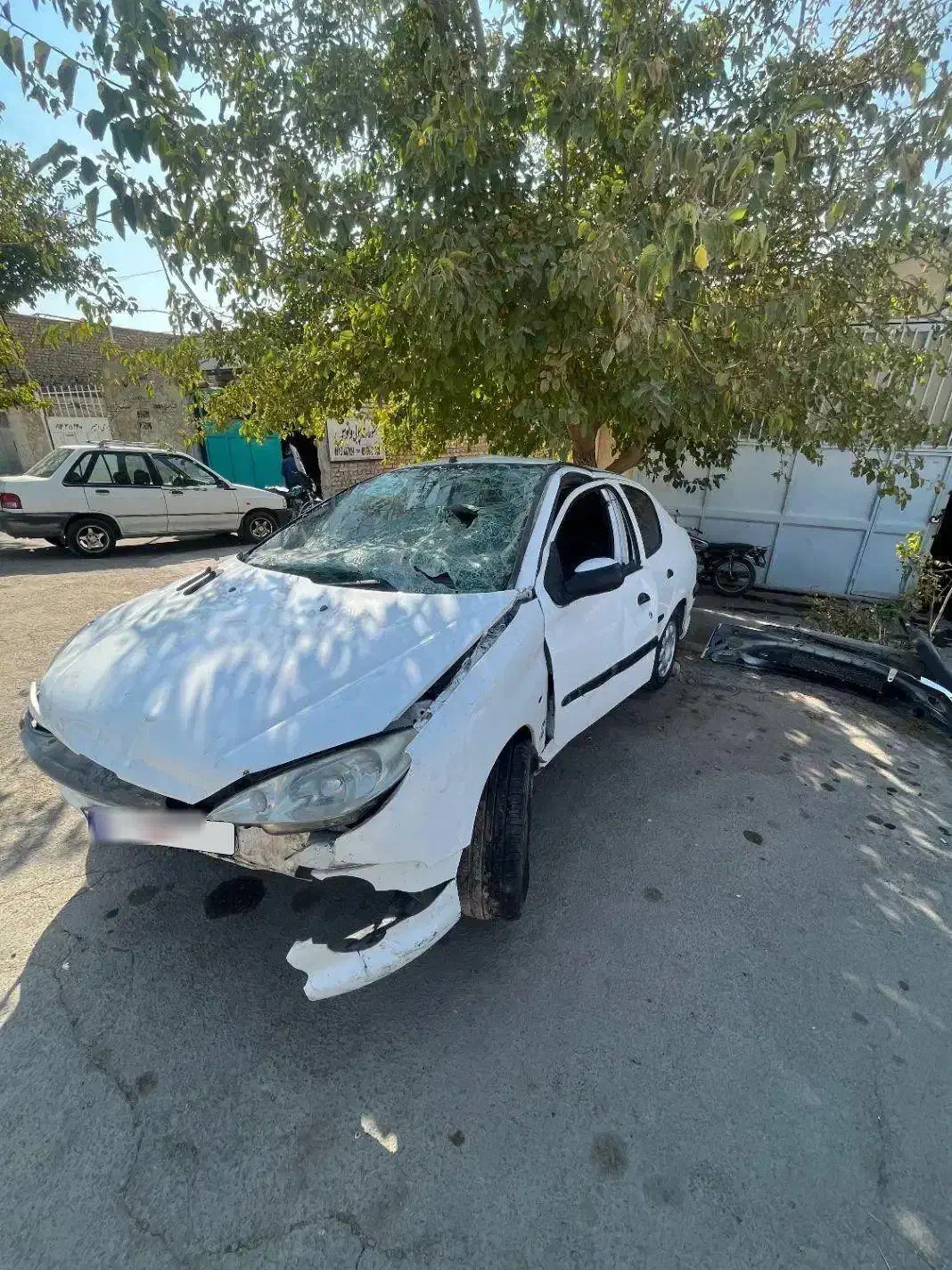 ماشین تصادفی|خودرو سواری و وانت|اصفهان, سعادتآباد|دیوار