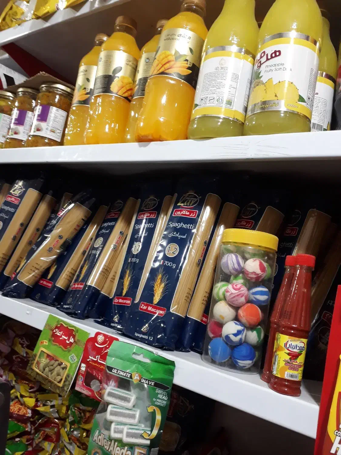 کارگر دائمی خانم|استخدام خدمات فروشگاه و رستوران|ملایر, |دیوار