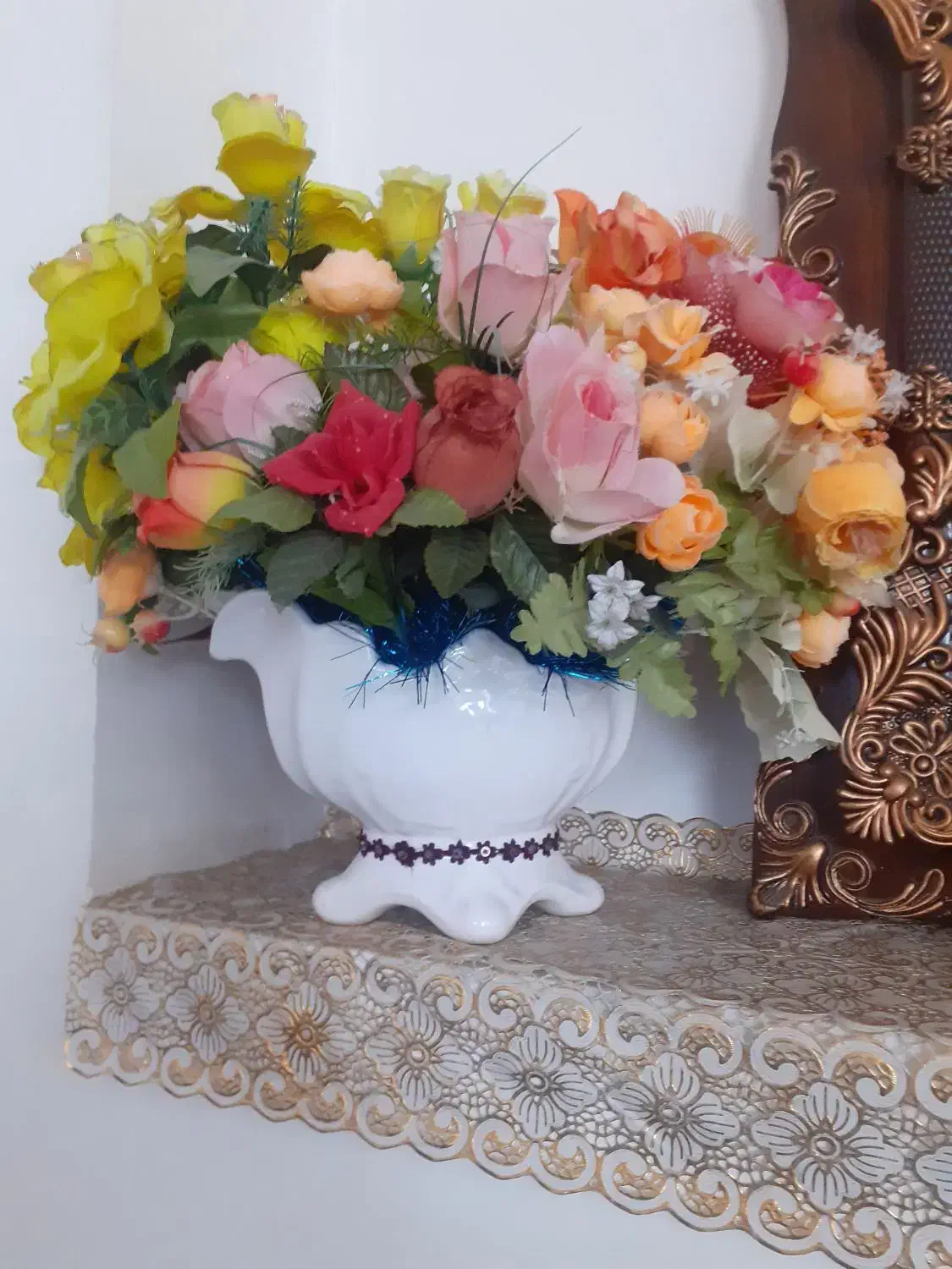 گلدان با گل|گل مصنوعی|ملایر, |دیوار