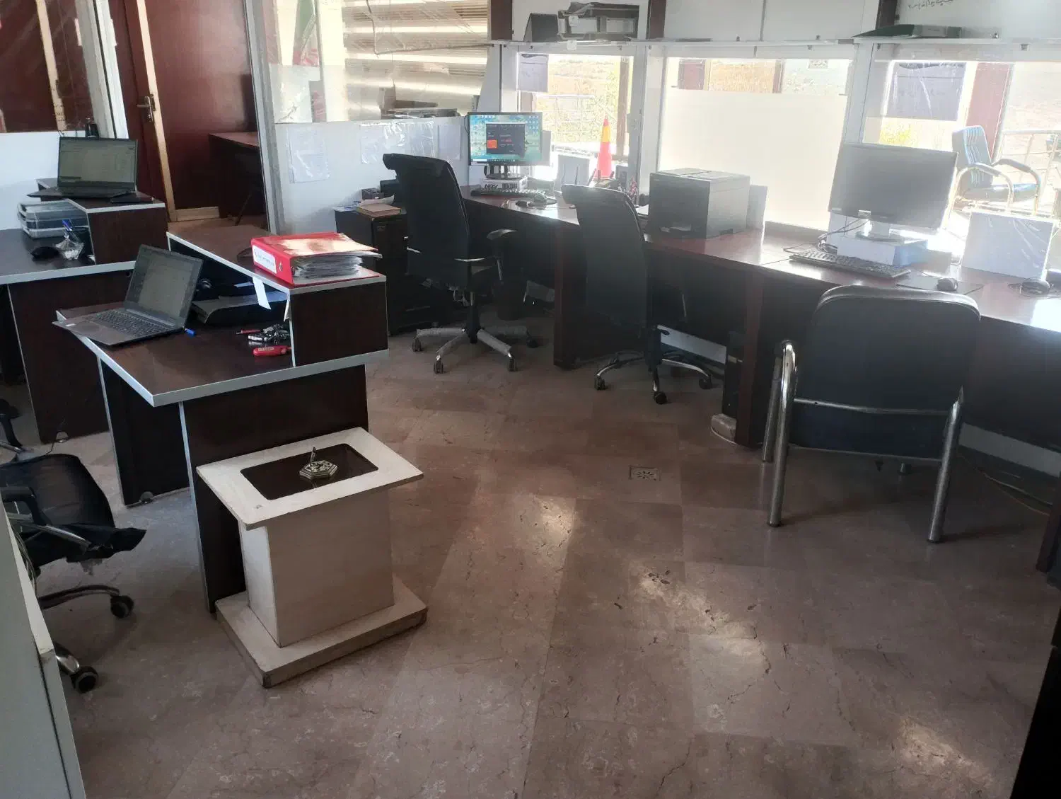 کارمند اداری و منشی|استخدام اداری و مدیریت|ماهدشت, |دیوار