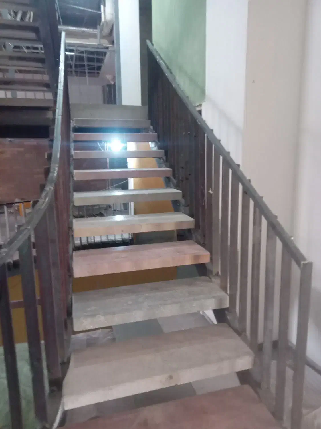 جوشکاری سیار فوق تخصصی درب و خورده کاری باانصاف|خدمات پیشه و مهارت|کرمان, |دیوار