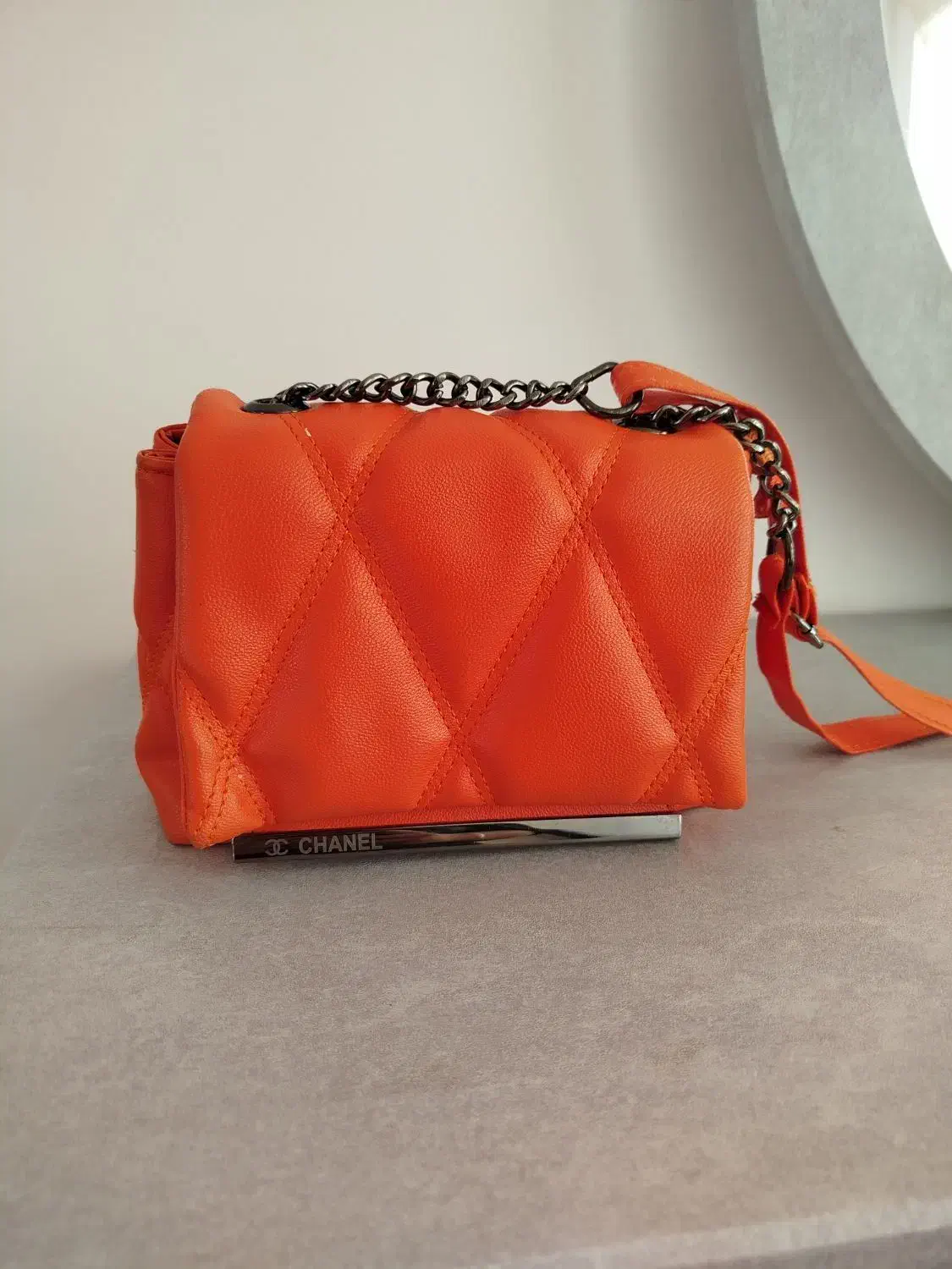 کیف اسپرت|کیف، کفش، کمربند|باوله, |دیوار