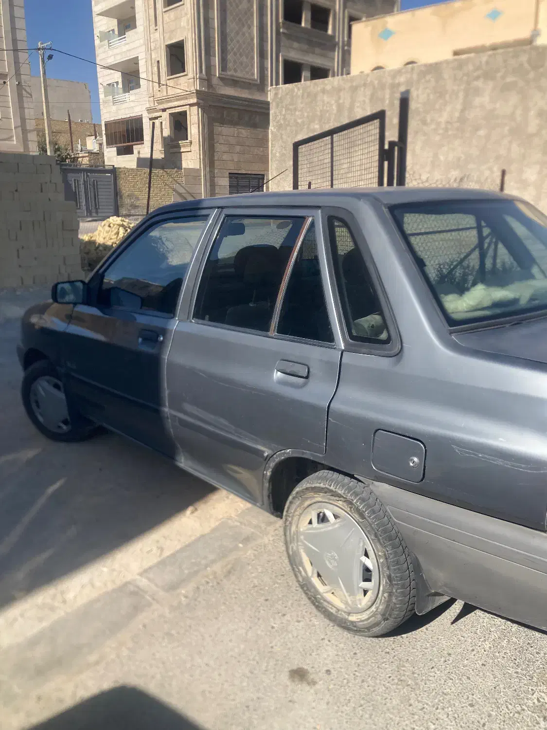 پراید مدل۸۵ بیرنگ|خودرو سواری و وانت|گلپایگان, |دیوار