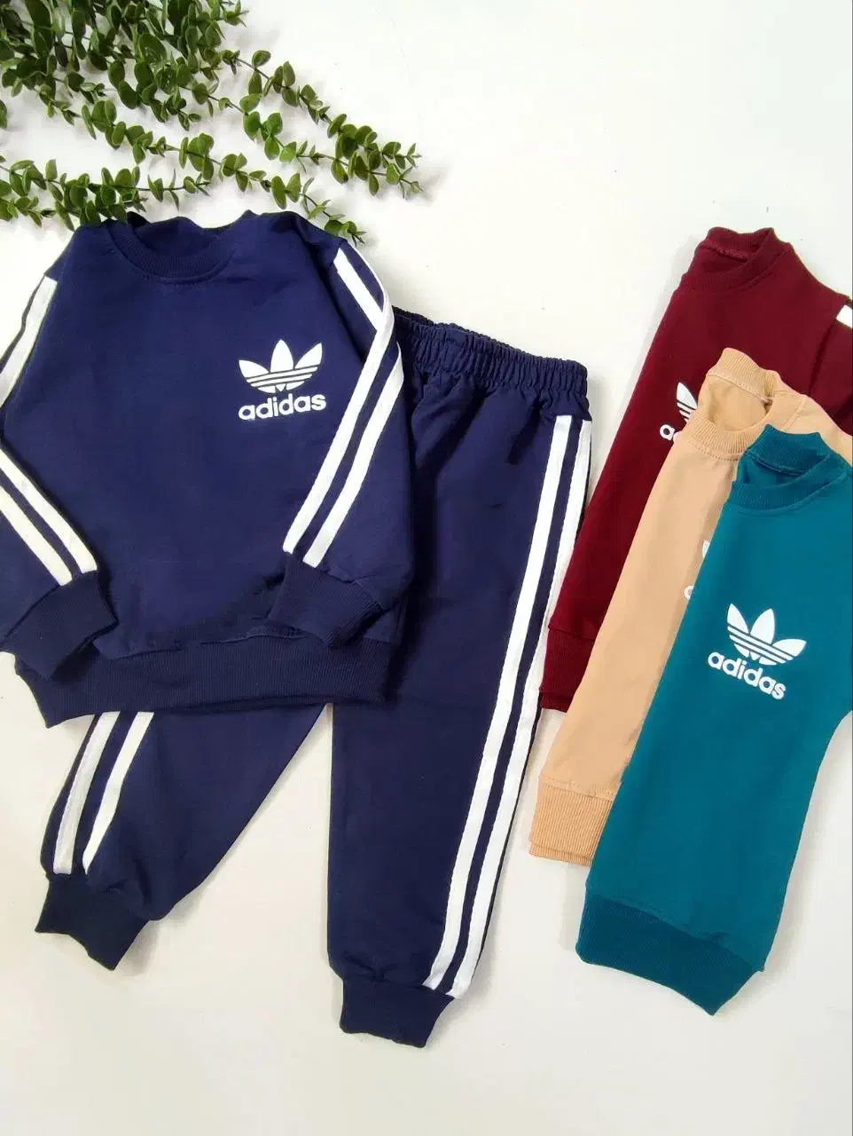 ست آدیداس|کفش و لباس بچه|رشت, جماران|دیوار