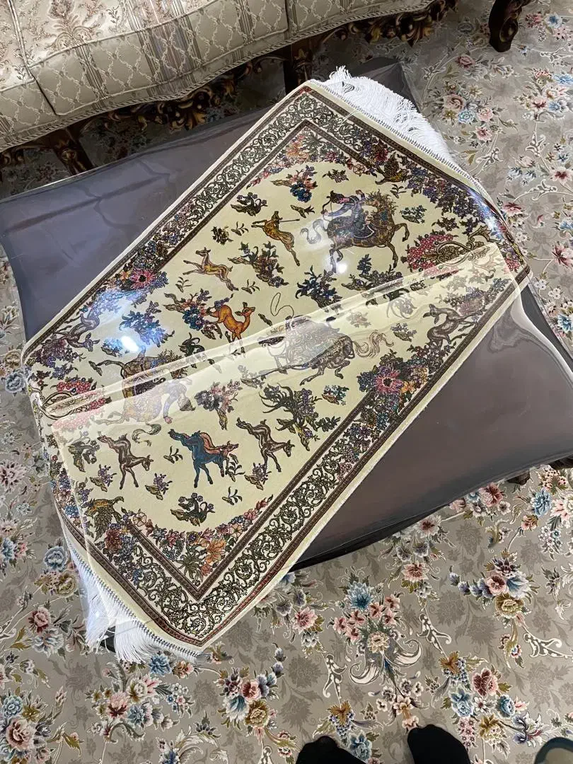 رومیزی ابریشم مصنوعی|پرده، رانر، رومیزی|قم, زنبیل آباد|دیوار